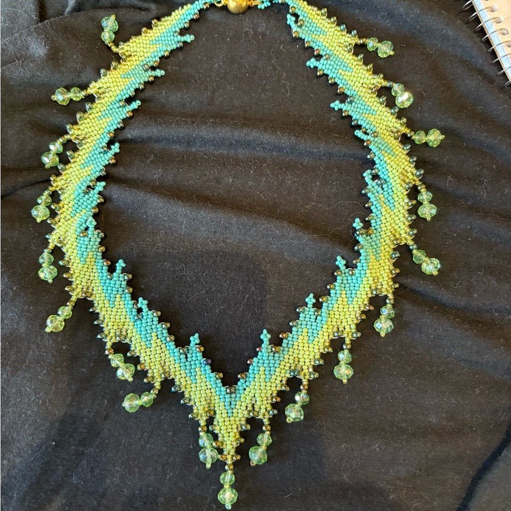 Elegant Beaded Necklace with Gold Clasp